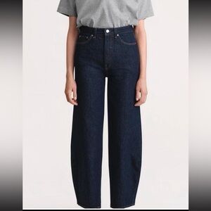 Toteme Barrel Jeans SZ 4